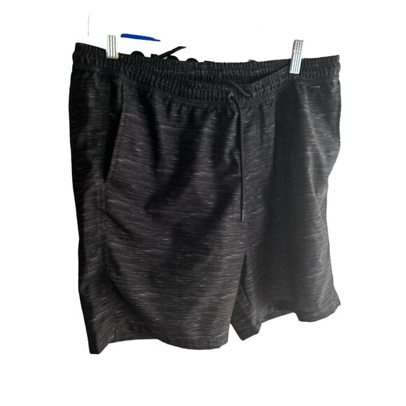 RW Rugged Wear cargo shoprts mens size med. Green - Picture 1 of 3